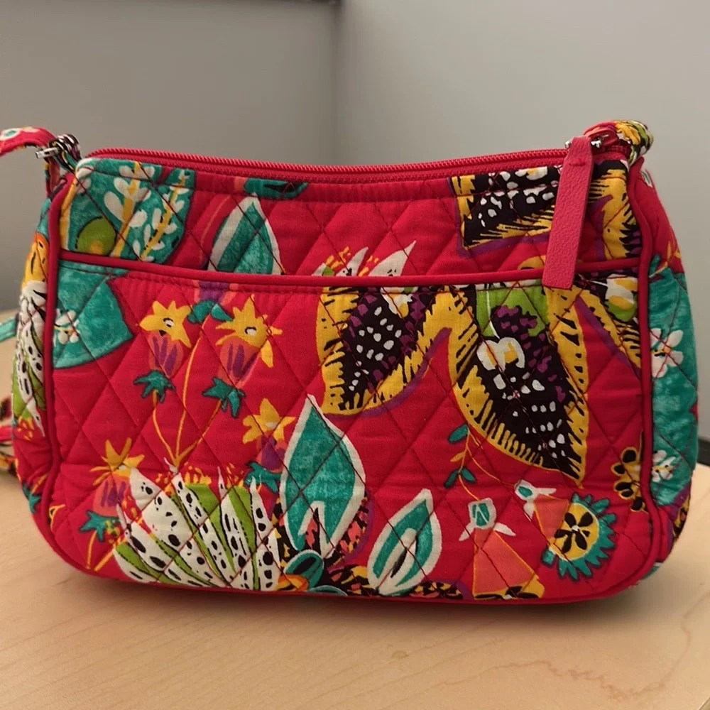 Vera Bradley shoulder bag in Rumba pattern